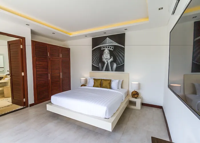 Villa Juna 3 Bedroom Stylish Seminyak