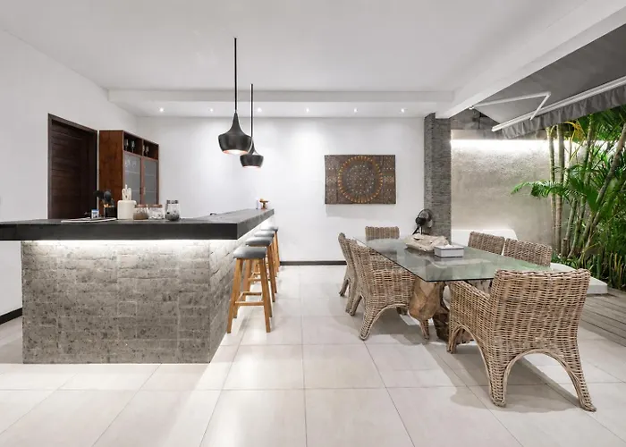 Villa Juna Сasa de vacaciones Seminyak