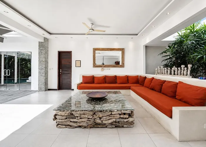 Villa Juna