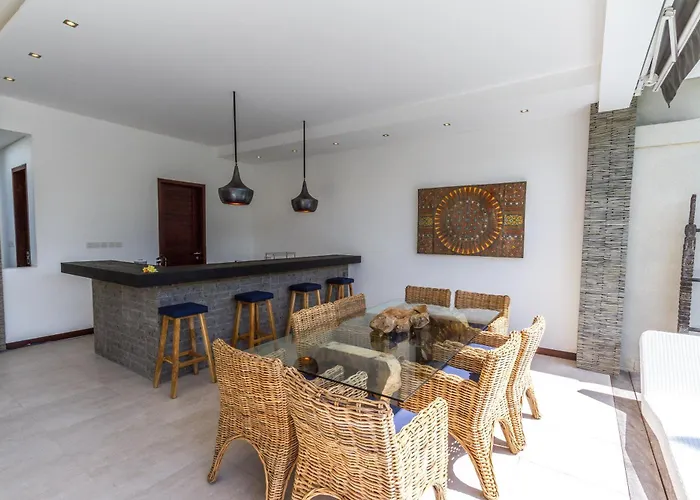 度假居 Villa Juna 3 Bedroom Stylish Seminyak